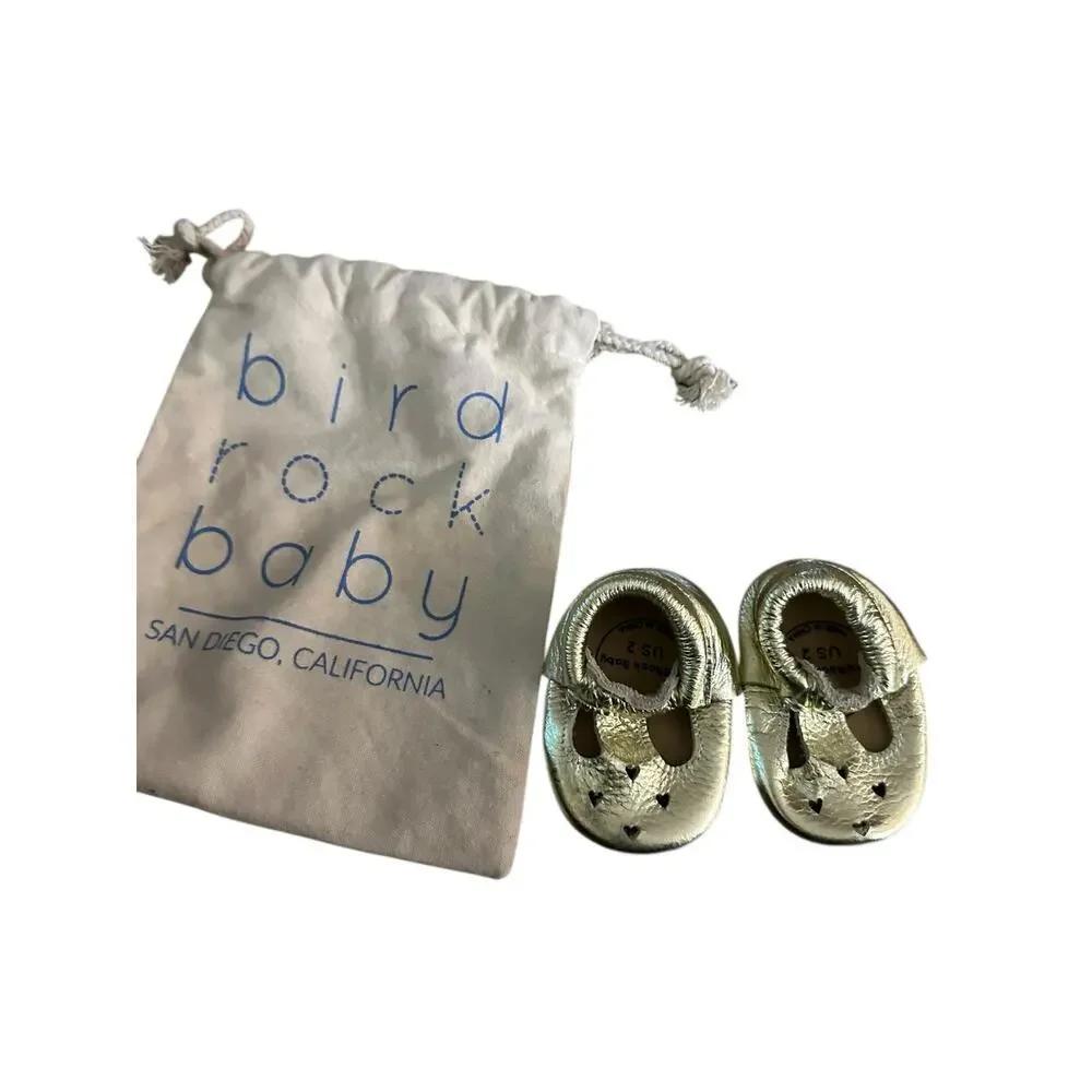 Bird Rock Baby Gold Little Heart Cutouts Moccasins Size 2